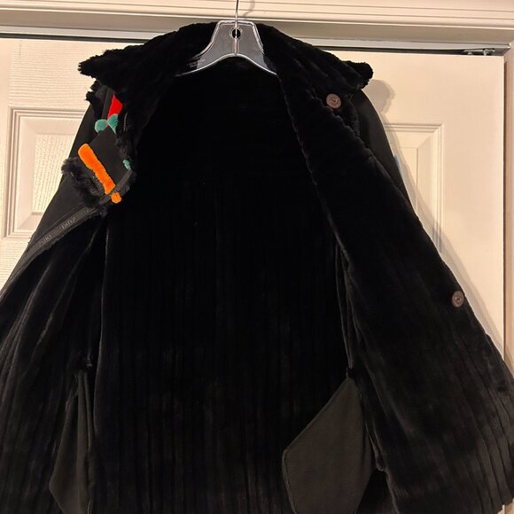 ZUKI Sz M/L Black Sheared Beaver w/Suede & Abstract Design Reversible Coat Jkt - Picture 9 of 14